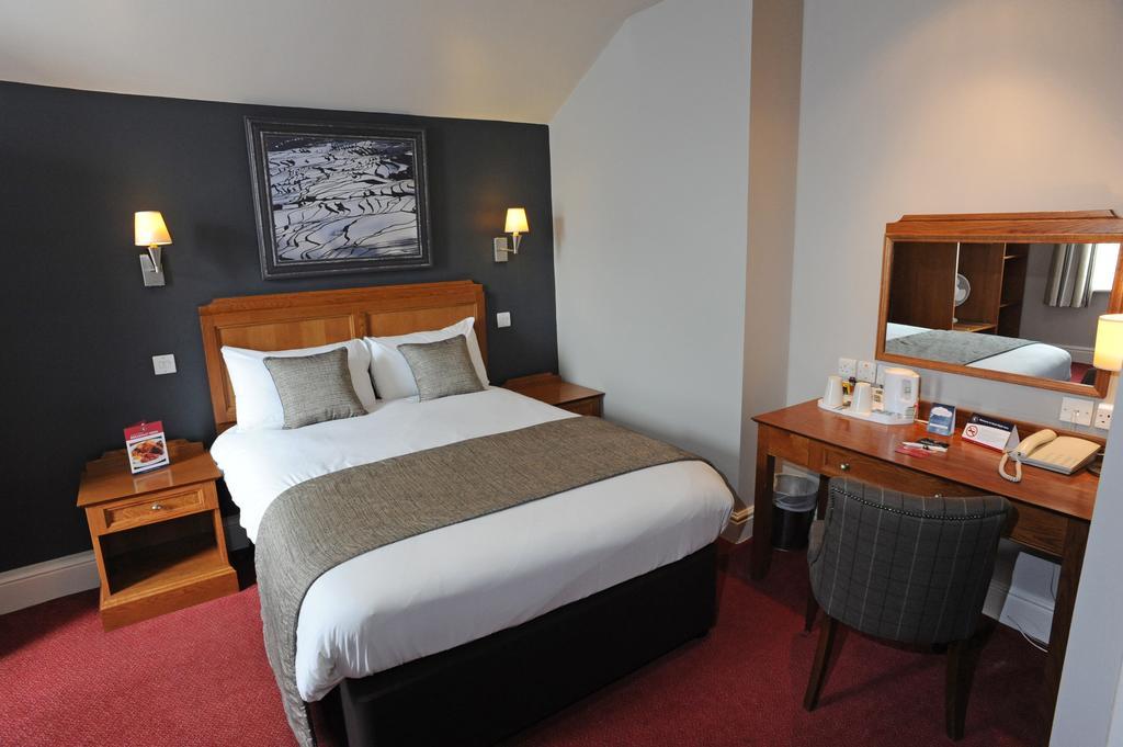 Brentwood Inn By Greene King Inns Rotherham Bilik gambar